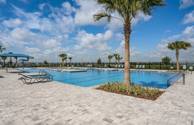 Building Photo - 324 Sofia Ln