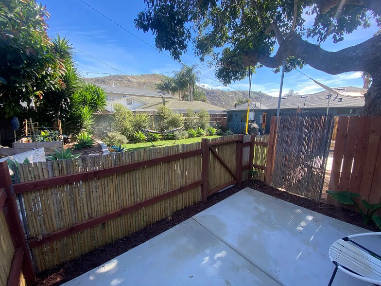 Building Photo - 71 Comstock Dr