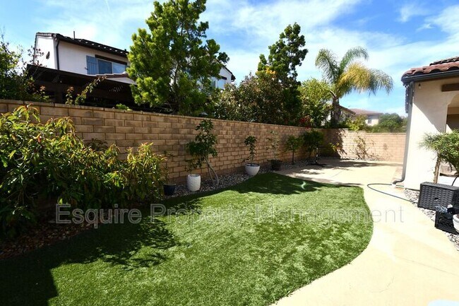 Building Photo - 505 Elm Cottage Ct