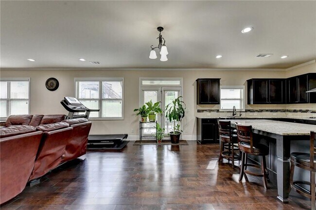 Building Photo - 2205 Copperfield Dr