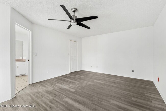 Building Photo - 268 Fitchburg St SW