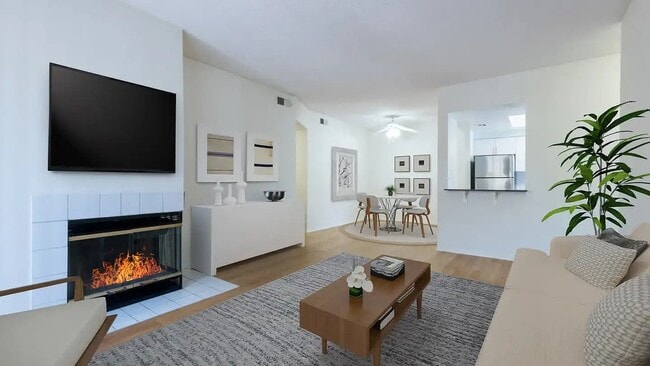 Building Photo - 23516 Magic Mountain Pkwy