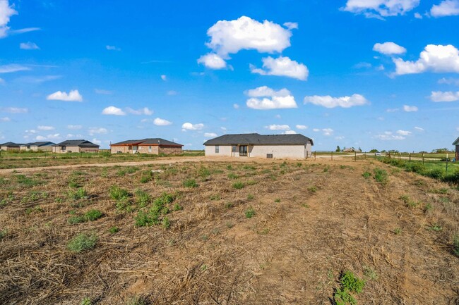 Building Photo - Country Living In Roosevelt ISD!