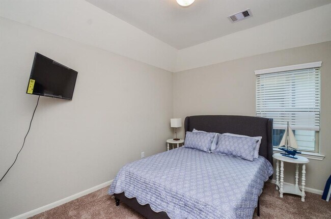 Building Photo - 1627 Summer City Dr