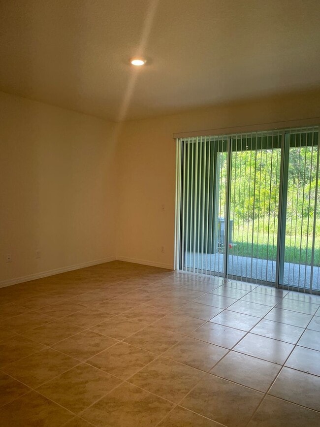 Building Photo - 1249 Yellow Finch Dr