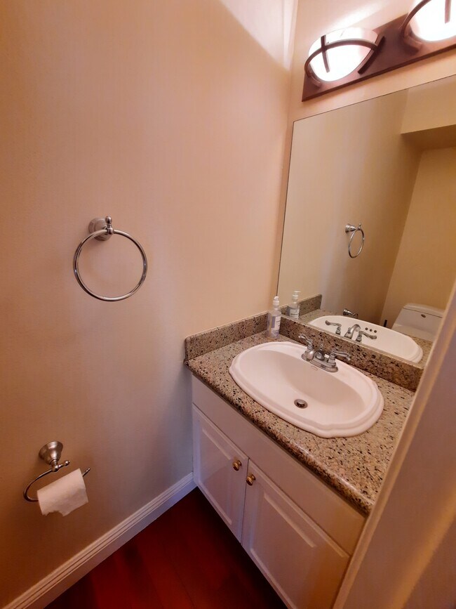 Building Photo - 7955 Vía Latina