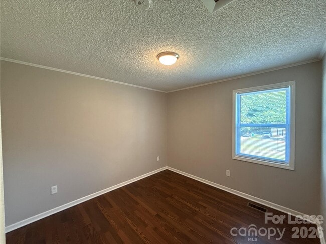 Building Photo - 8209 Terra Linda Ln