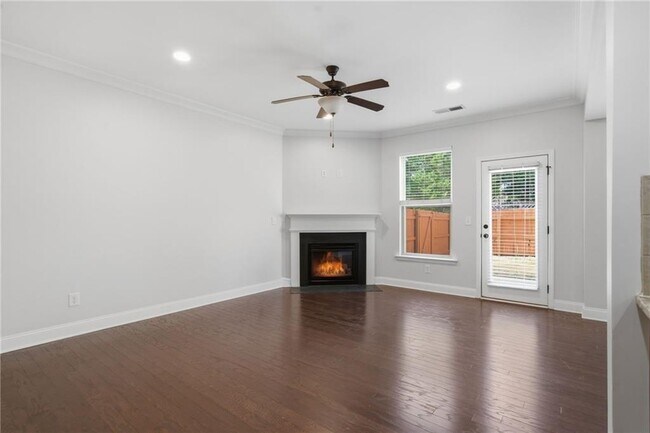 Building Photo - 955 Firethorne Pass