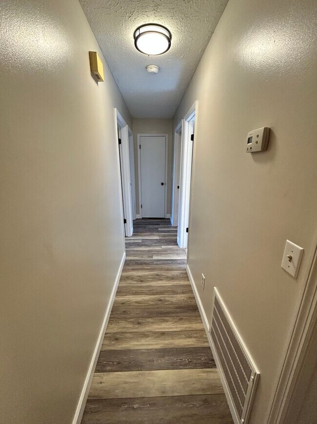 Building Photo - 249 Hannover Cir