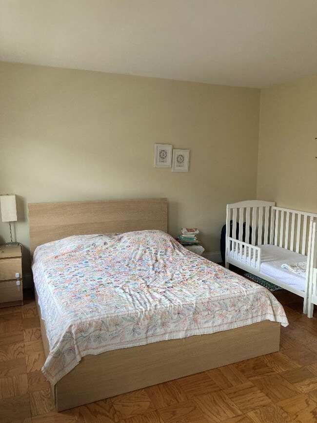 Building Photo - 1670 Beekman Pl NW