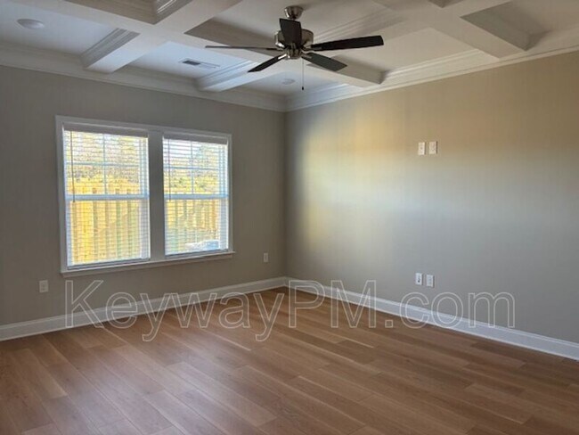 Building Photo - 527 Yuma Ln