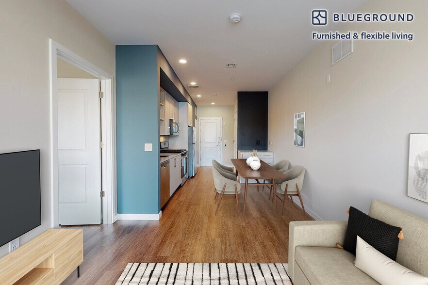 Building Photo - 79 Alexander St