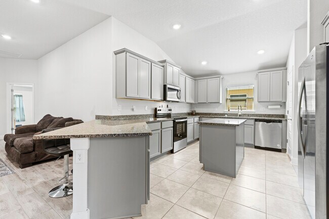 Building Photo - 4370 Sagefield Dr