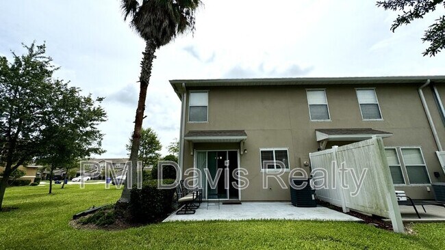 Building Photo - 143 Crete Ct