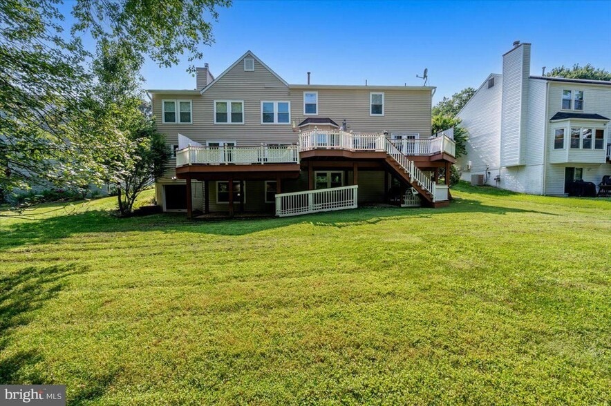 Building Photo - 7403 Old Chapel Dr