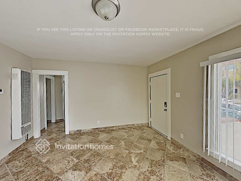 Building Photo - 1025 W 12th St