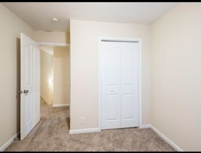 Building Photo - 1138 Phelissa Dr