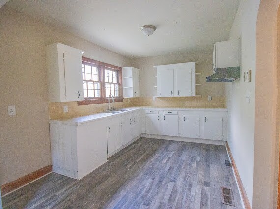 Building Photo - 800 Rutledge Dr