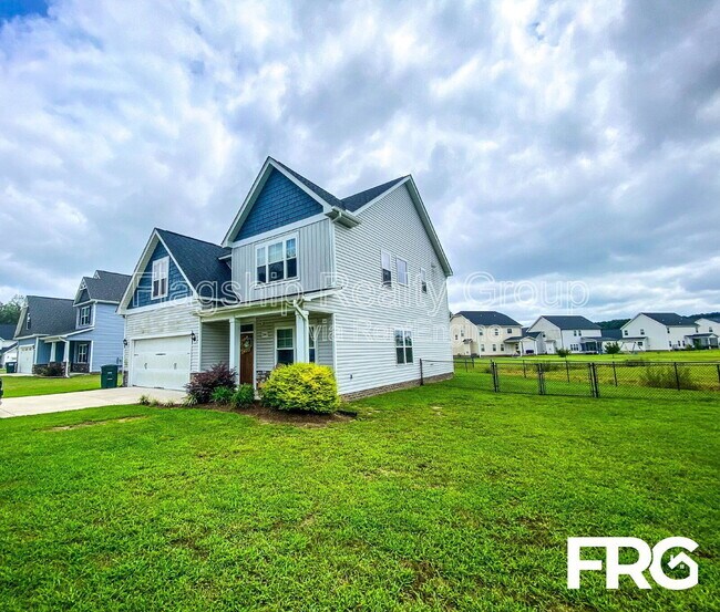 Building Photo - 208 Coffman Dr