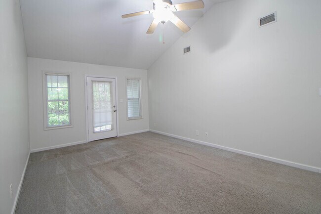 Building Photo - 299 Raleigh Dr