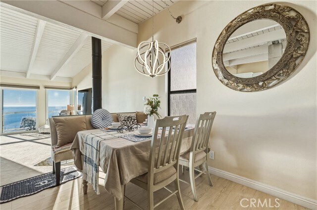 Building Photo - 883 Katella St