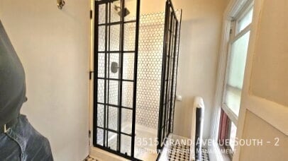 Building Photo - 3515 Grand Ave S