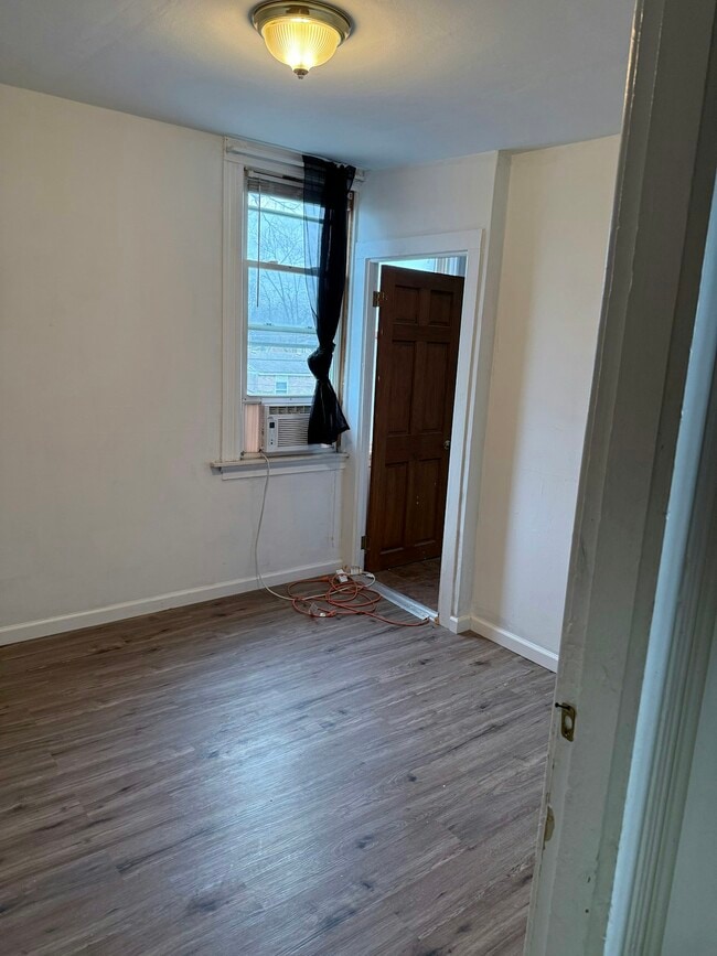 Building Photo - 43 Southbound Gratiot Ave