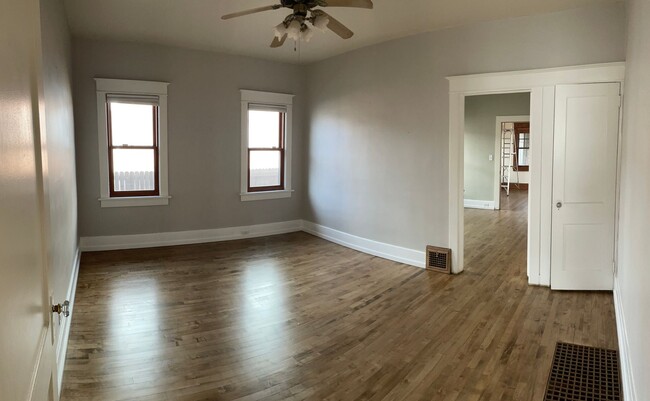 Building Photo - Charming 3-Bedroom Home for Rent in Denver...