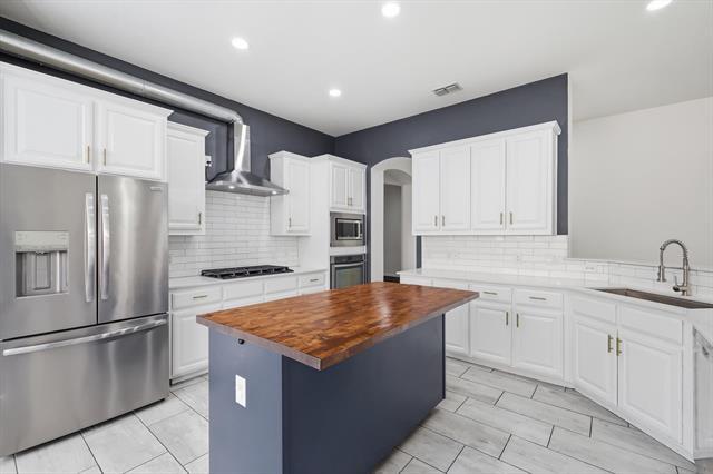 Building Photo - 7105 Langmuir Dr