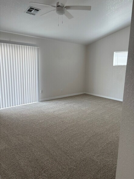 Building Photo - 2511 McCormick Blvd