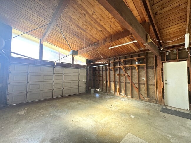 Building Photo - 3528 Castle Rock Rd