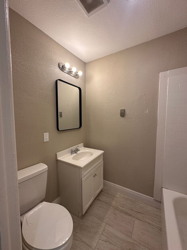 Building Photo - $1,200.00 MOVE-IN-SPECIAL