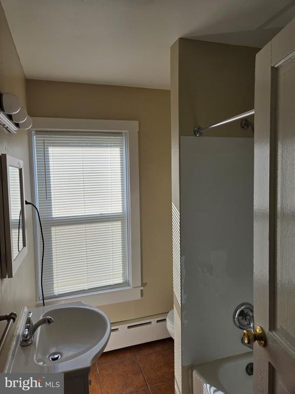 Building Photo - 143 Old Dorwart St