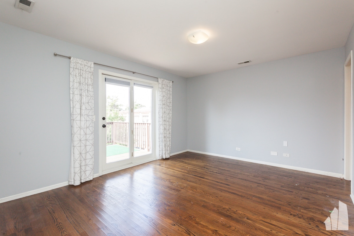Building Photo - 1038 N Marshfield Ave