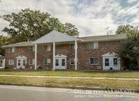 Building Photo - 4994 Main St