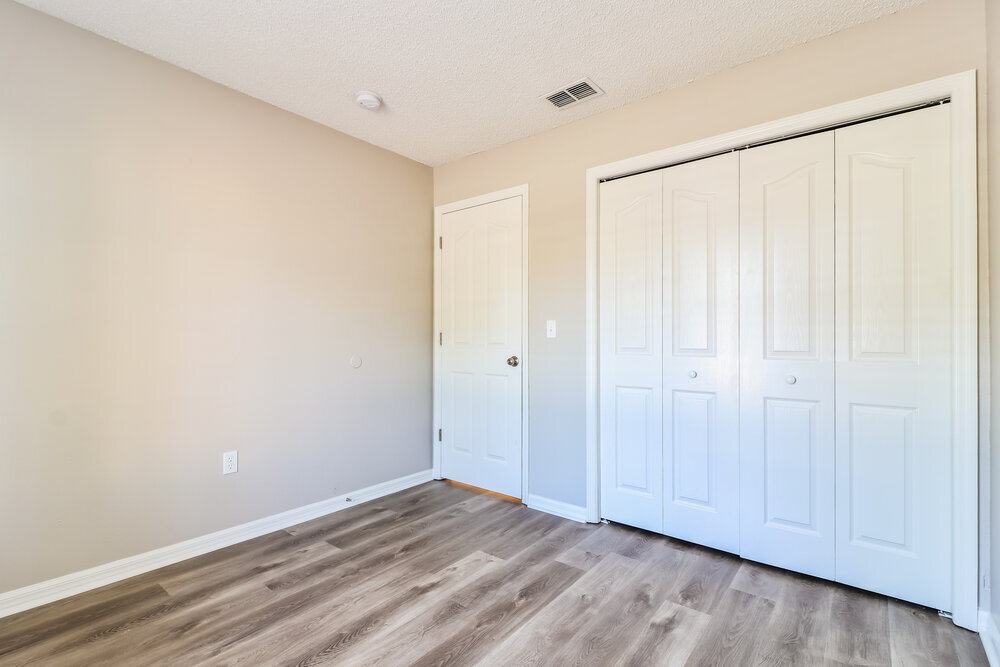 Building Photo - 5601 Brookdale Way