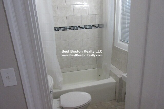 Building Photo - 26 John F. Kennedy St