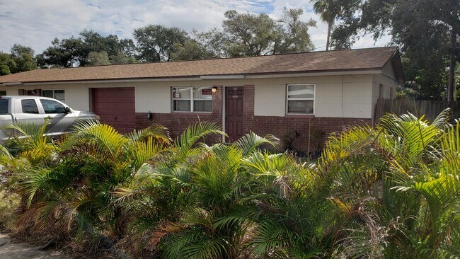 Building Photo - 1309 Union St