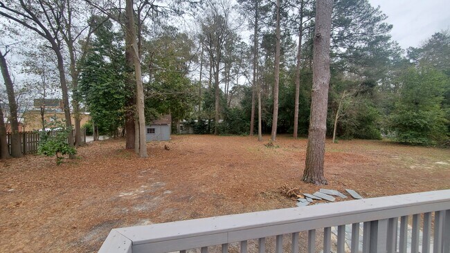 Building Photo - 108 Warren Rd