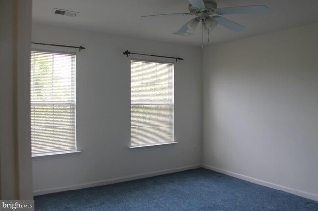 Building Photo - 21135 Camomile Ct