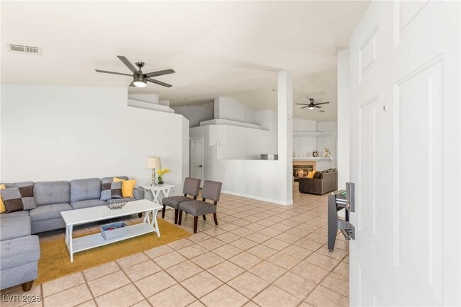Building Photo - 3870 Cotillion Ct