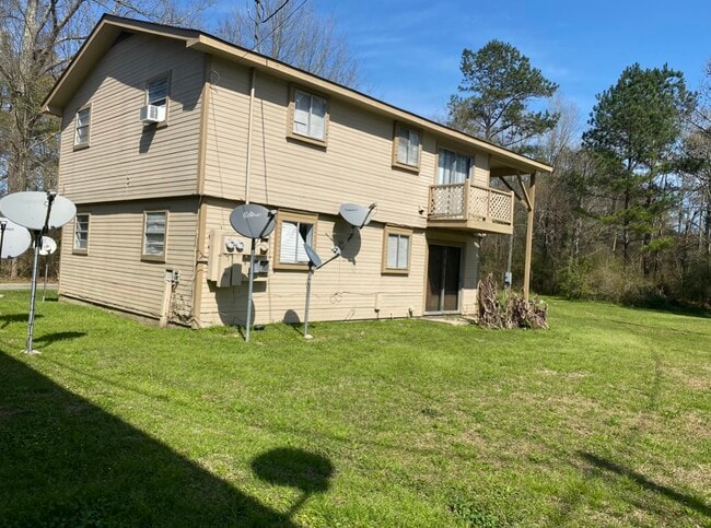 Building Photo - 15260 Sam George Rd