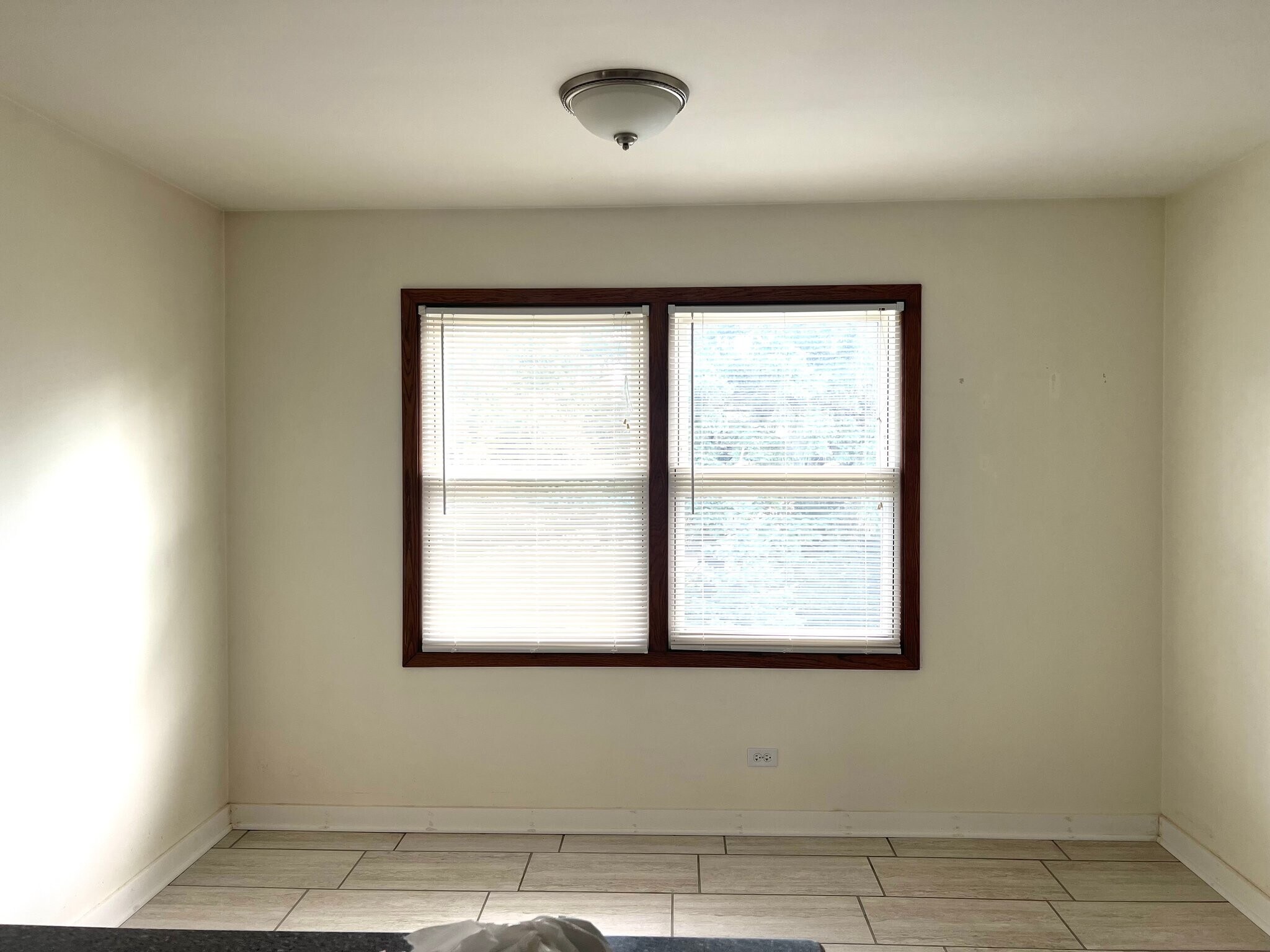 Building Photo - 1103 E Ardyce Ln