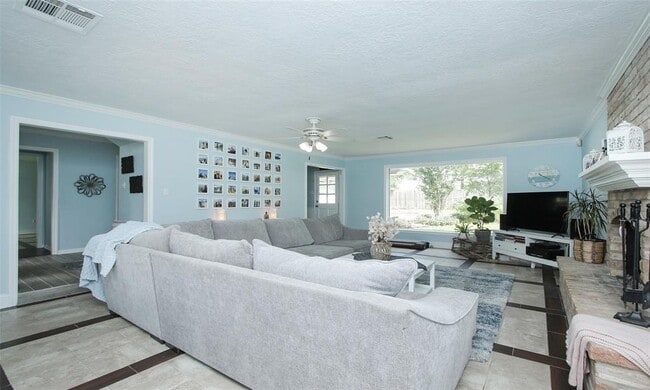 Building Photo - 6914 Chancellor Dr