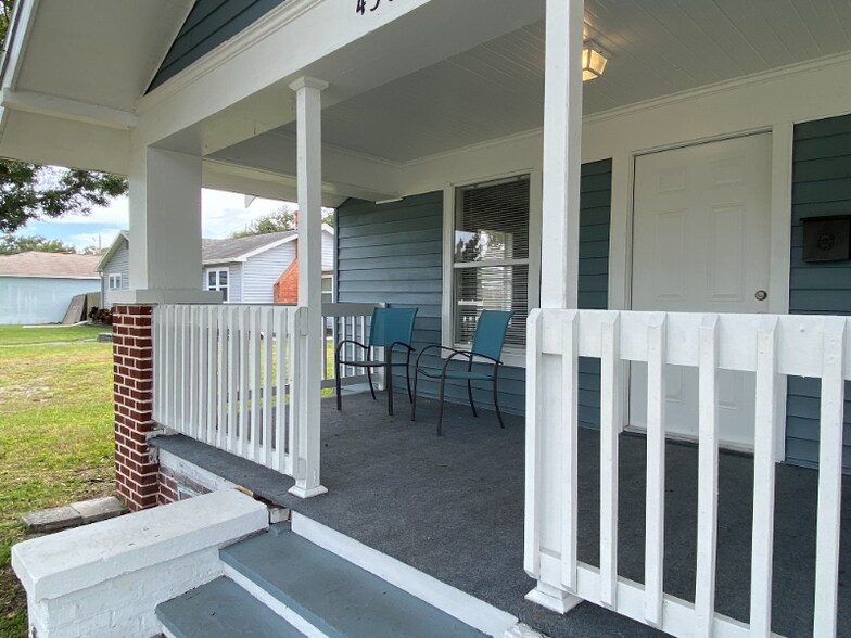 Building Photo - 4360 Emerson Ave S