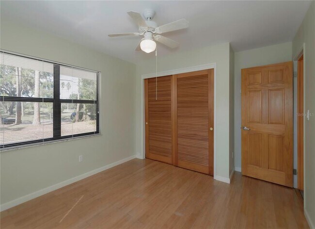 Building Photo - 1420 Alhambra Way S