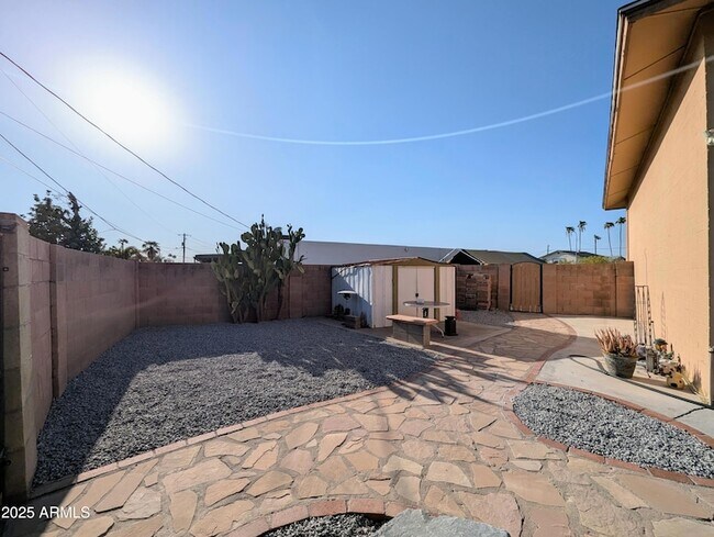 Building Photo - 4019 W San Miguel Ave