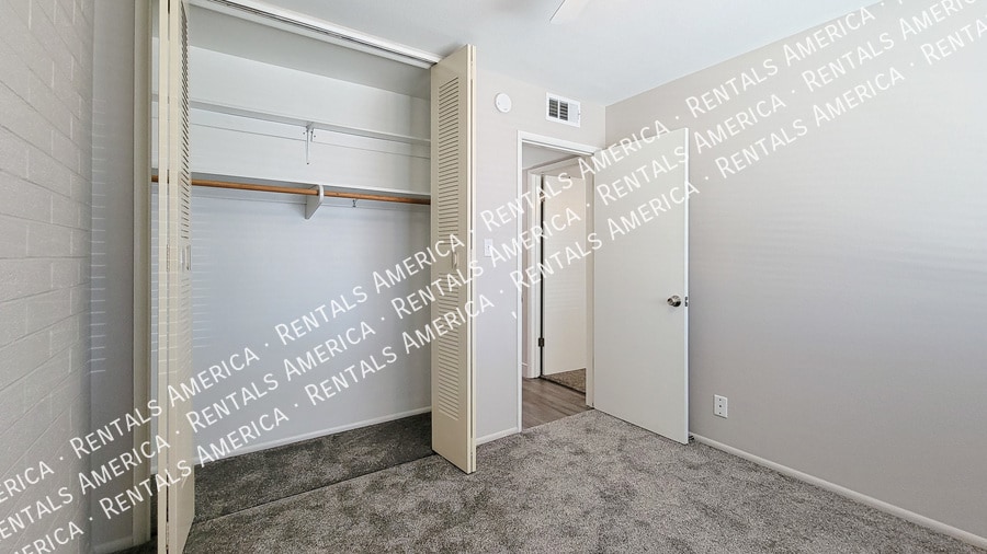 Building Photo - 11633 N Desert Hills Dr W