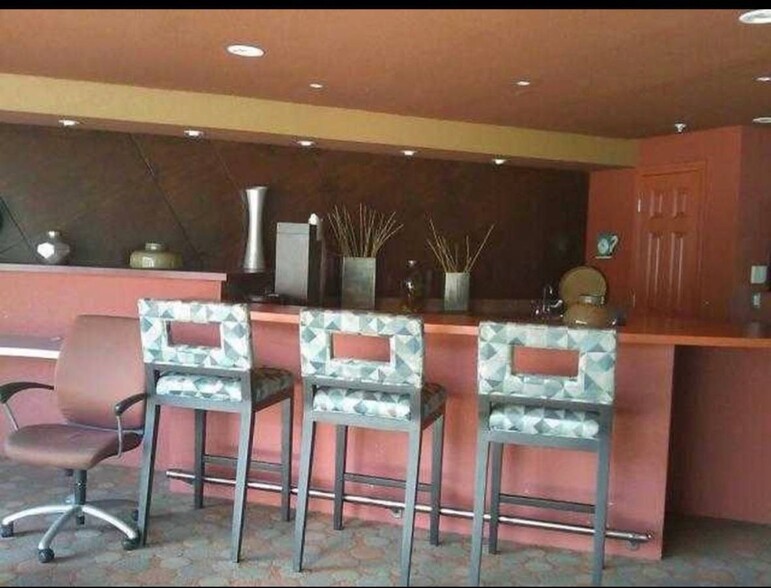 Cafe - 8889 Caminito Plaza Centro