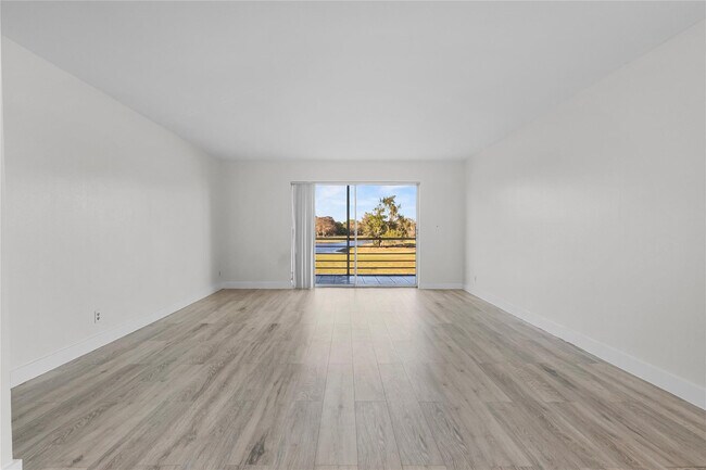 Building Photo - 8205 NW 61st St